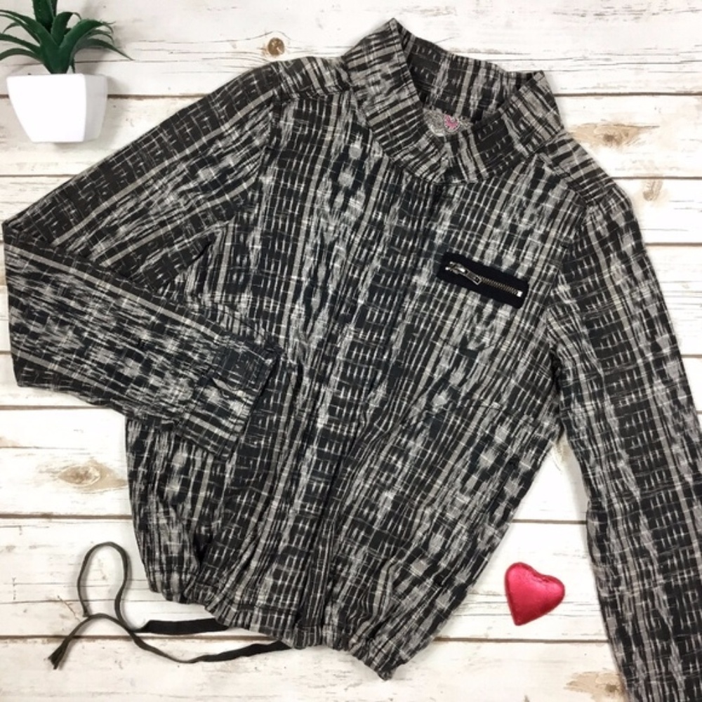 Ecote Dark Grey & White Cotton Blouson Jacket UO